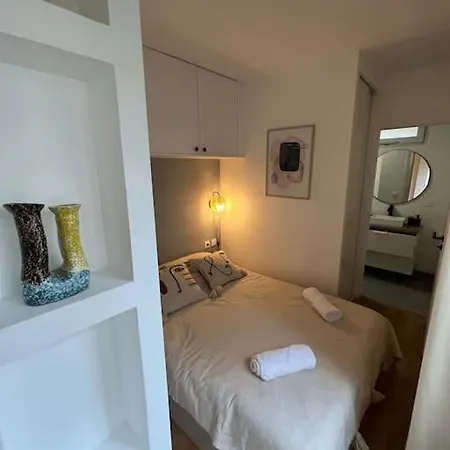 Cozy Modern - アパート *